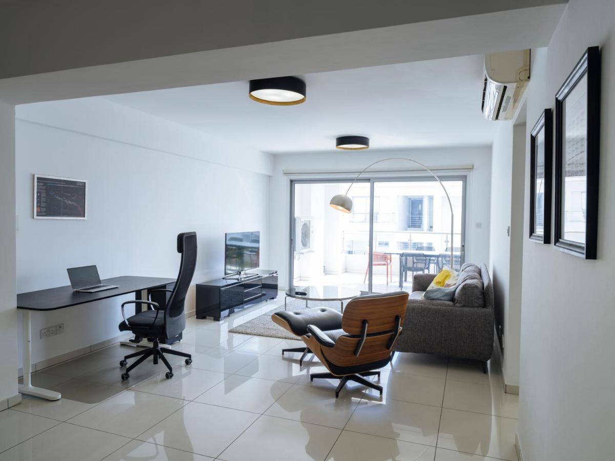Chapo Central Nicosia Ngoại thất bức ảnh